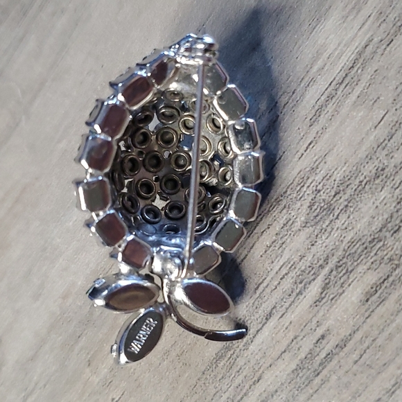 Vintage Warner Lime Brooch - Picture 2 of 4
